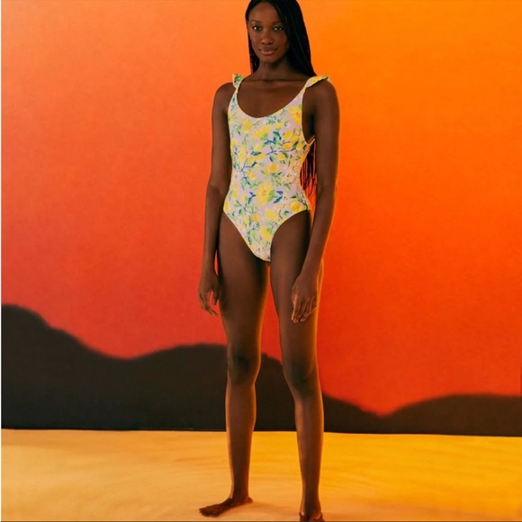 Farm Rio Purple Lemon Dream Swimsuit One-piece Bathing Suit M 165$ - Picture 3 of 8
